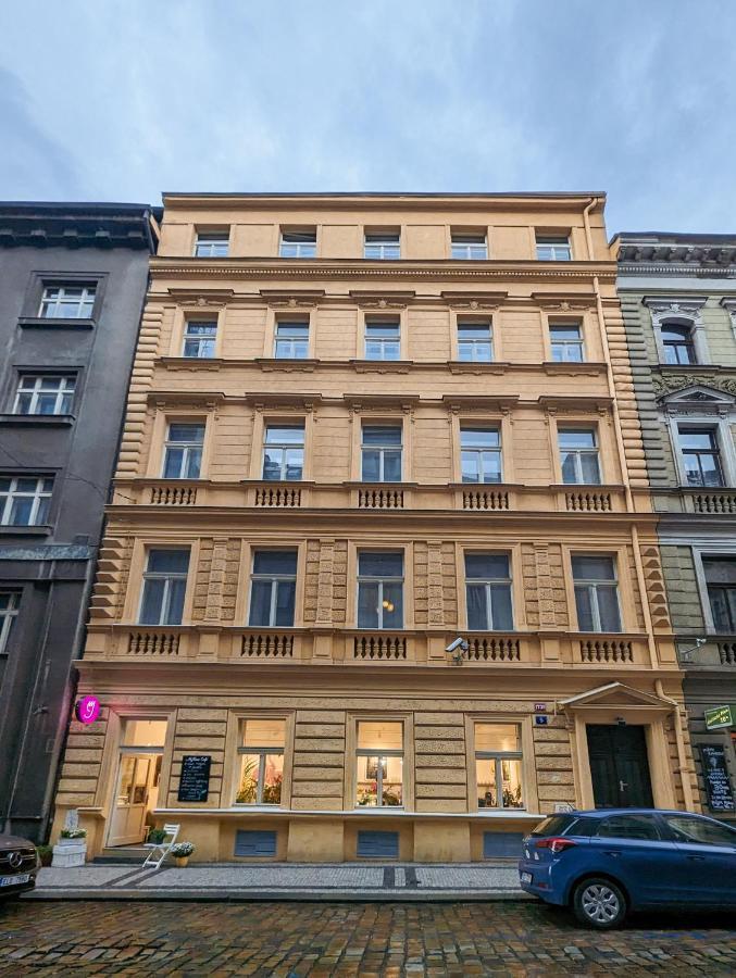 Stru House By Prague Days - Luxurious Apartments Next To National Theatre Kültér fotó